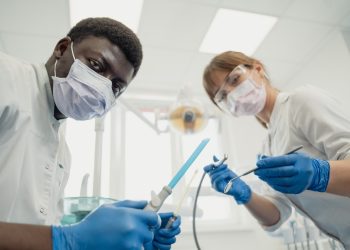 How to Choose the Best Dental Services Provider for You and Your Family