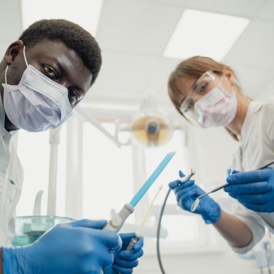 How to Choose the Best Dental Services Provider for You and Your Family