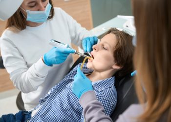How to Ensure a Smooth Recovery After Tooth Extraction