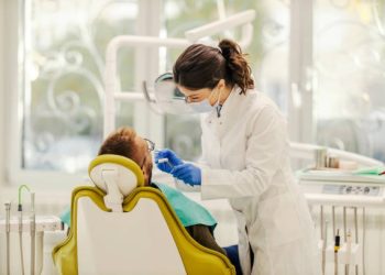 How to Find a Holistic Dentist: Tips for Families Seeking Comprehensive Care