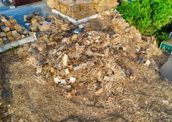 The Benefits of Recycling Wooden Pallets