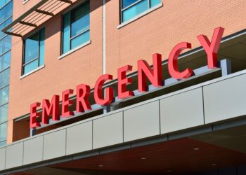 Urgent Care vs Emergency Room vs Dentist: Where to Go for Mouth and Tooth Problems